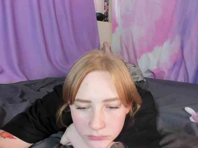 FlexxyLexy webcam