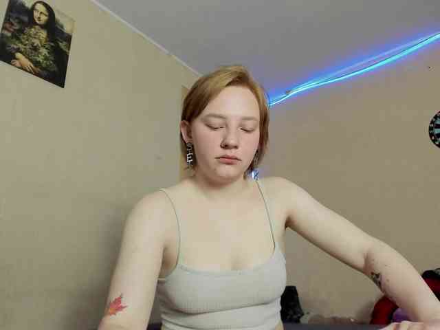 FlexxyLexy webcam