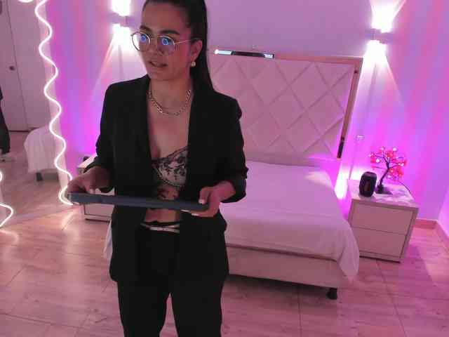 Rosalind-tay webcam