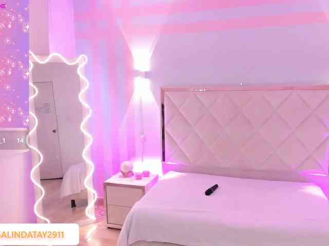 Rosalind-tay webcam
