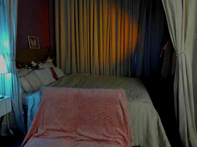 Miss-you-kiss webcam