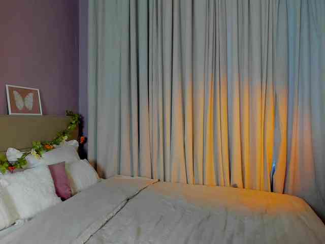 Miss-you-kiss webcam