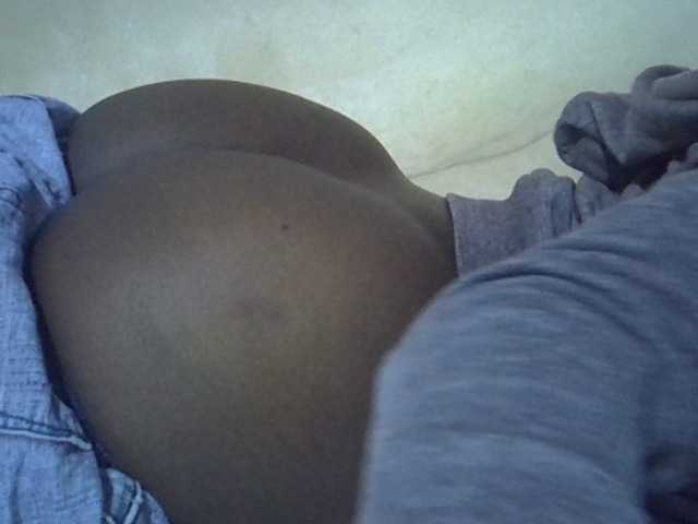 Sexyhanish live cam on BongaCams