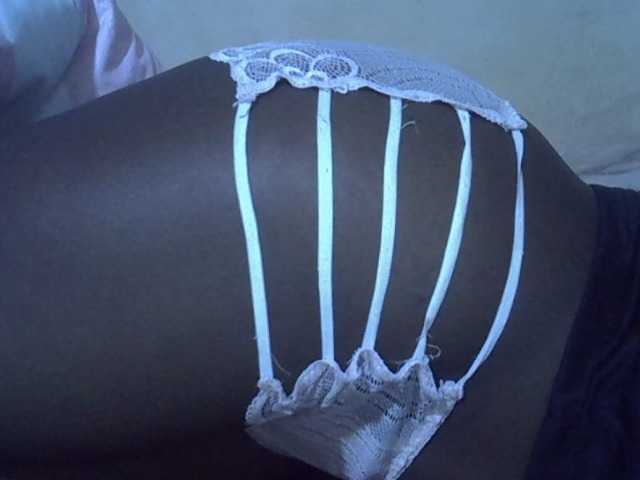 Sexyhanish live cam on BongaCams
