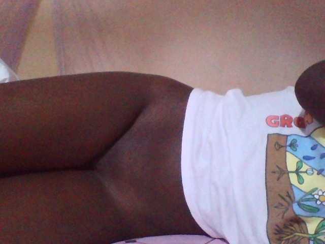 Sexyhanish live cam on BongaCams