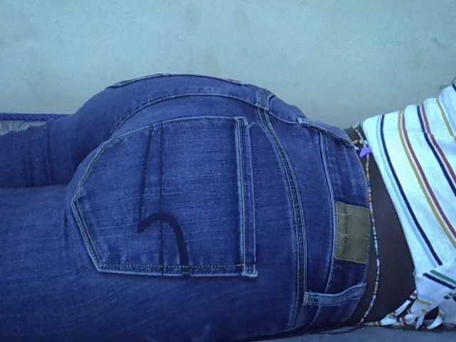 Sexyhanish live cam on BongaCams