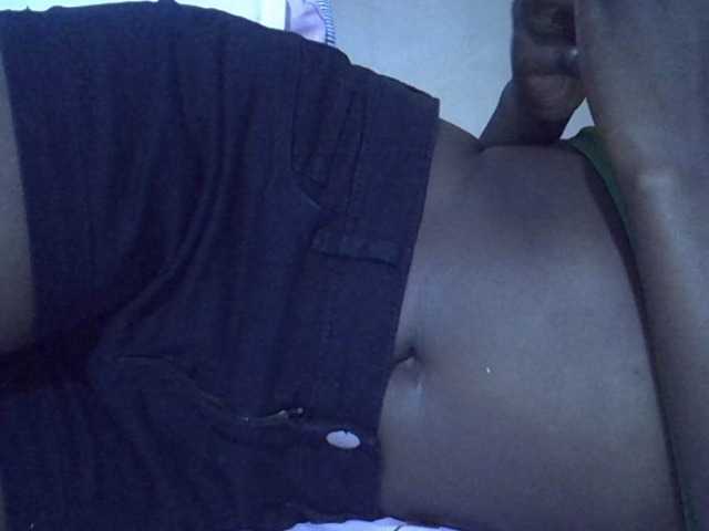 Sexyhanish live webcam show