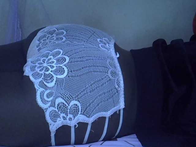 Sexyhanish live cam on BongaCams