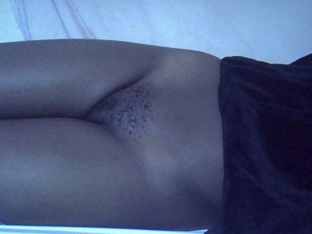 Sexyhanish live cam on BongaCams