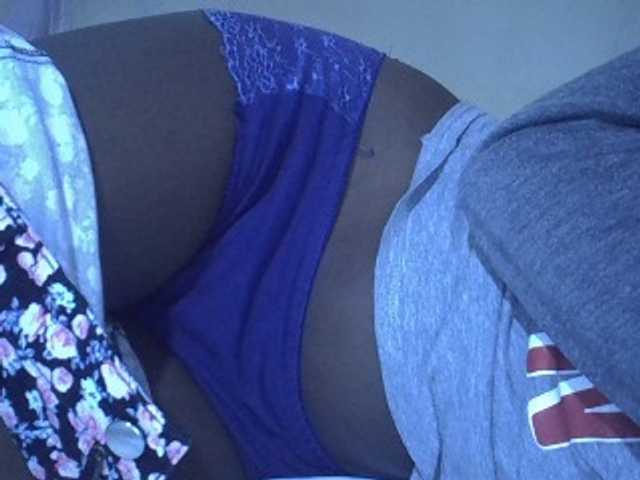 Sexyhanish live cam on BongaCams