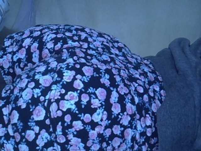 Sexyhanish live cam on BongaCams