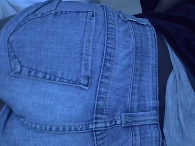 Sexyhanish live cam on BongaCams