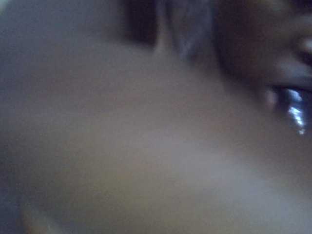 Sexyhanish live cam on BongaCams
