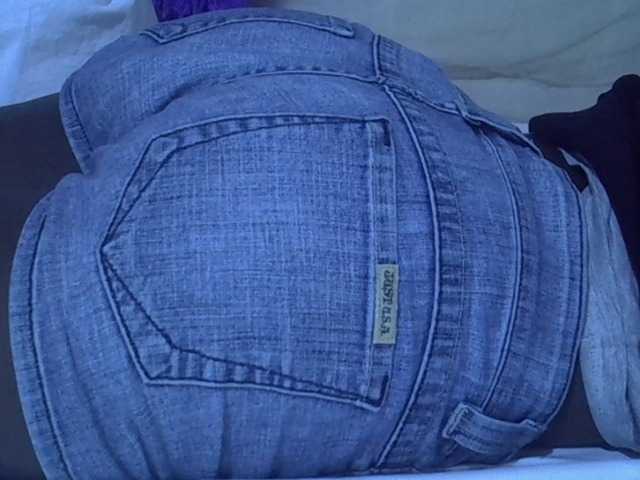 Sexyhanish live cam on BongaCams
