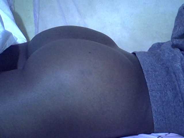 Sexyhanish live cam on BongaCams