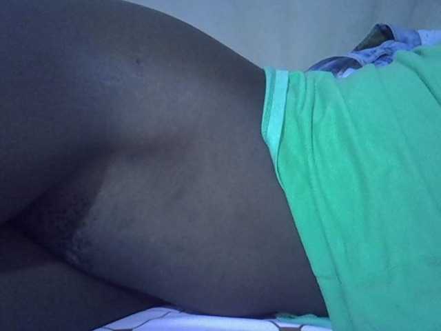 Sexyhanish live cam on BongaCams