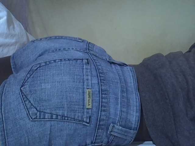 Sexyhanish live cam on BongaCams