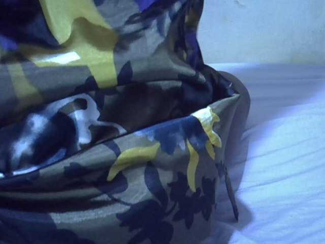 Sexyhanish live cam on BongaCams