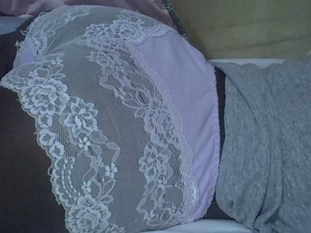 Sexyhanish live cam on BongaCams