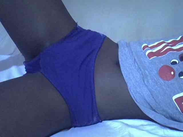 Sexyhanish Live Webcam on BongaCams