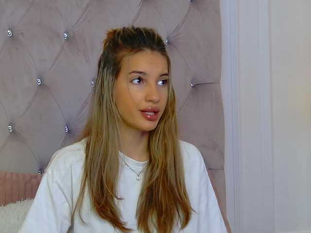 KimmDaviss live cam on BongaCams
