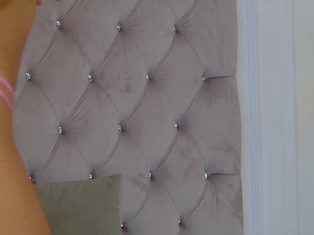 KimmDaviss live cam