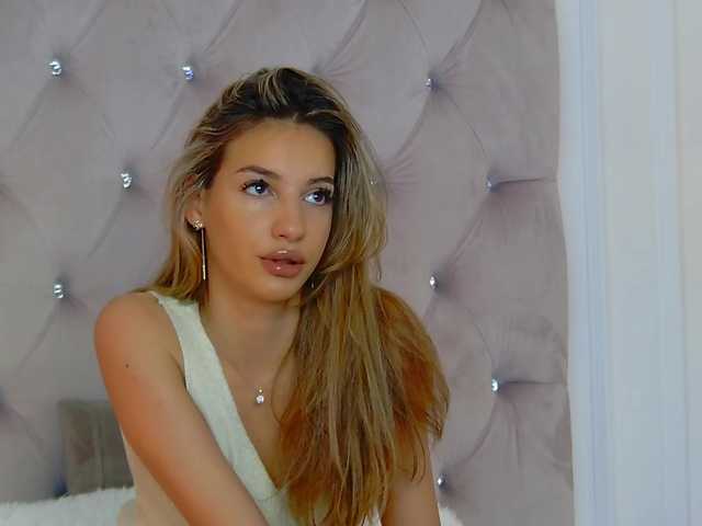 KimmDaviss live cam on BongaCams