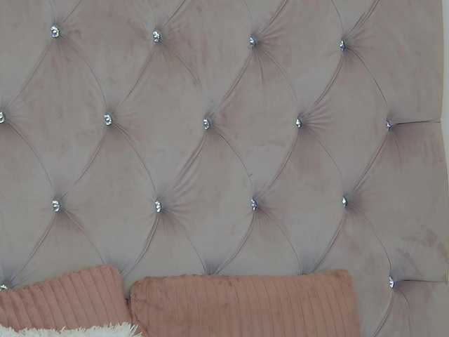 KimmDaviss live cam on BongaCams