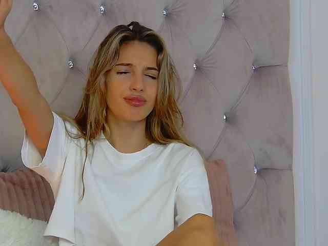 KimmDaviss webcam