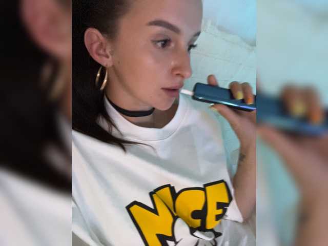 Kriss-me live cam on BongaCams