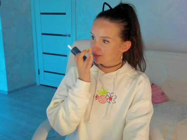 Kriss-me live cam on BongaCams