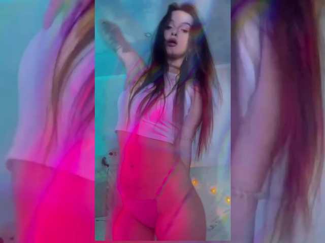 Kriss-me's BongaCams show and profile