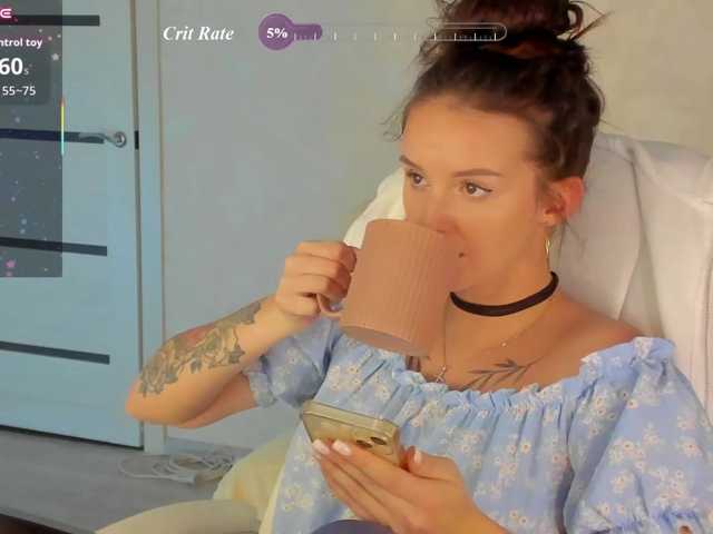 Kriss-me live cam on BongaCams