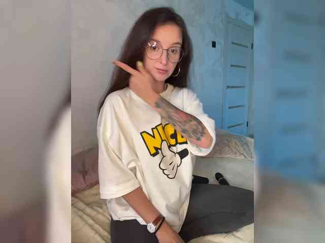 Kriss--me webcam