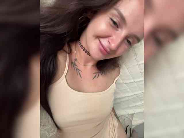 Kriss-me Sex Cam Show