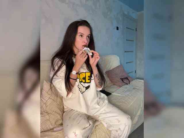 Kriss-me Sex Cam Show