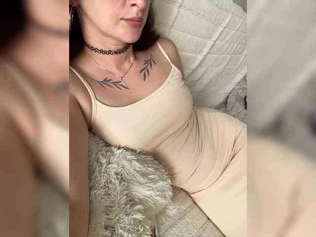 Kriss-me Sex Cam Show