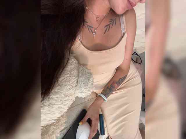 Kriss--me webcam