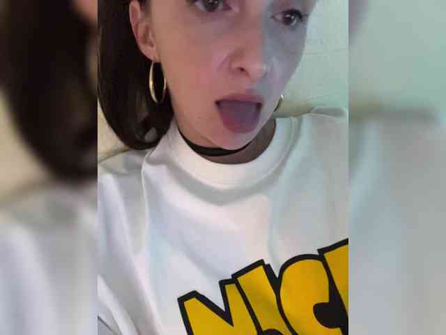 Kriss--me webcam