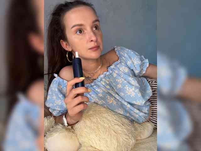Kriss--me webcam
