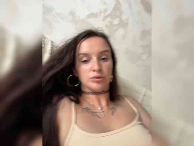 Kriss-me Sex Cam Show