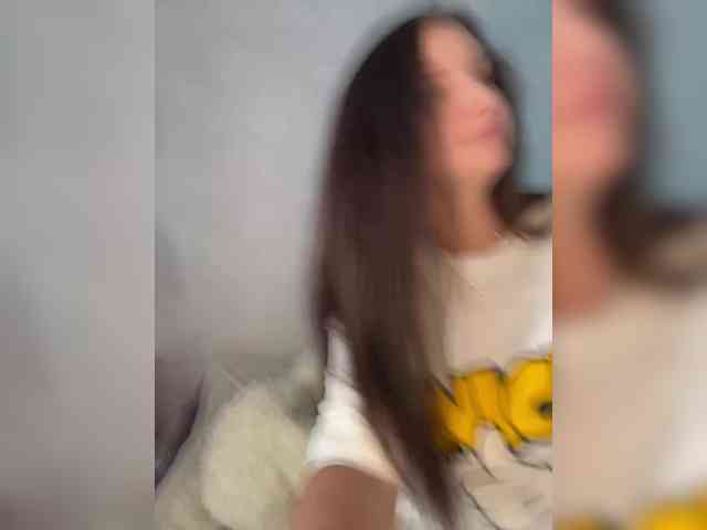 Kriss--me webcam