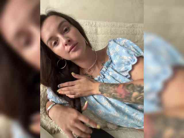 Kriss-me Sex Cam Show