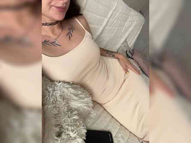 Kriss-me Sex Cam Show