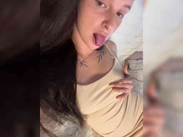 Kriss--me webcam