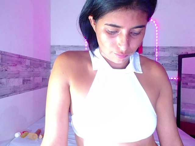 Pleassing-neighbor live cam on BongaCams
