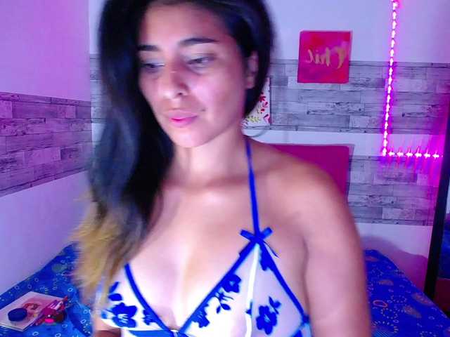 Pleassing-neighbor live cam on BongaCams
