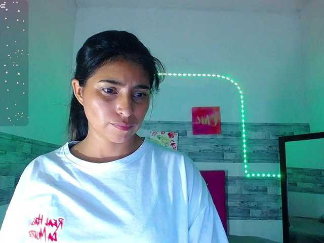 Pleassing-neighbor live webcam show