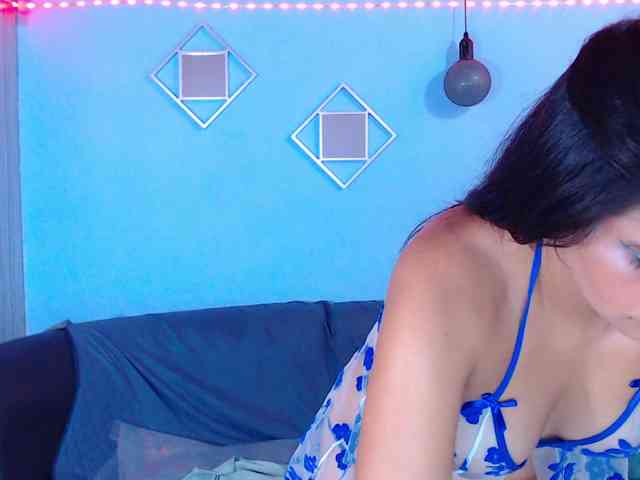 Pleassing-neighbor webcam