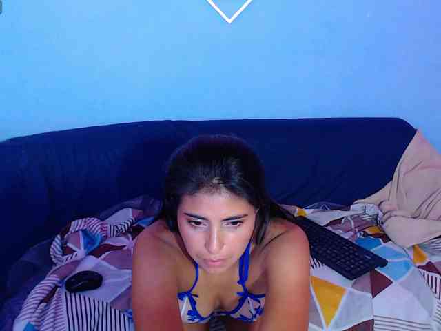 Pleassing-neighbor webcam